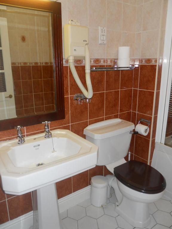 Hydro Hotel Lisdoonvarna Ruang foto